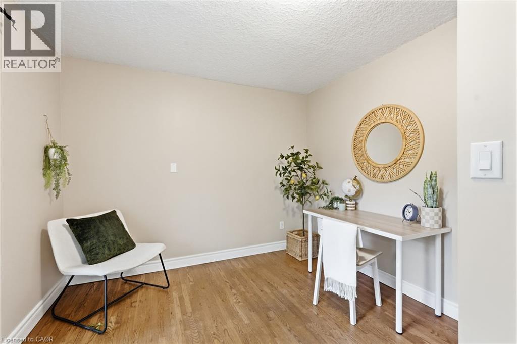 8 Emming Court Property Photo 19