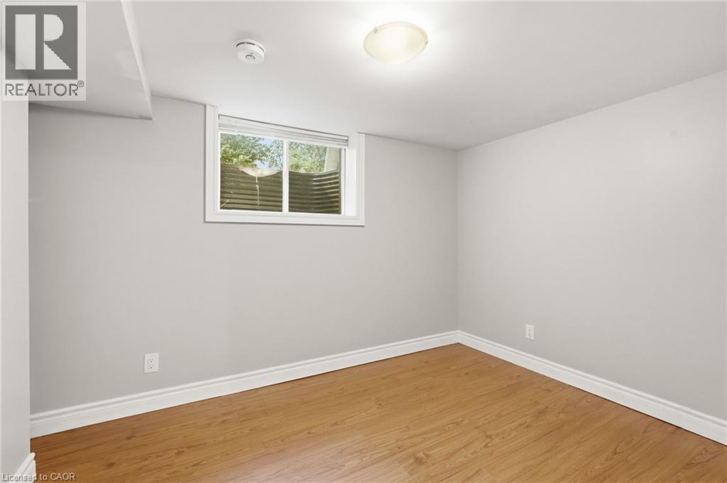 8 Emming Court Property Photo 39