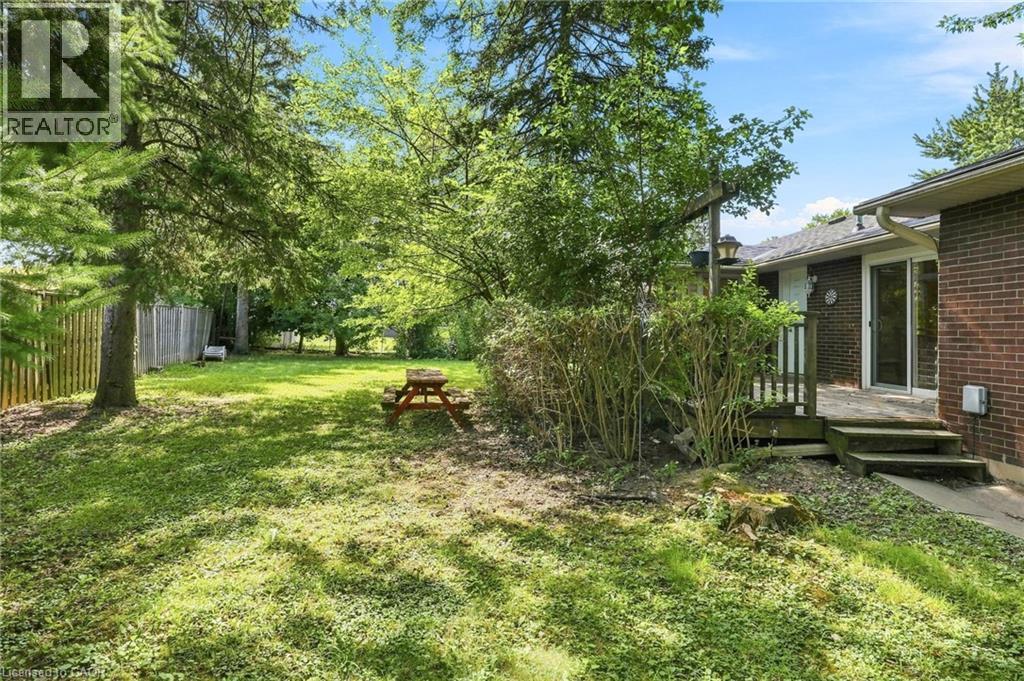 8 Emming Court Property Photo 49
