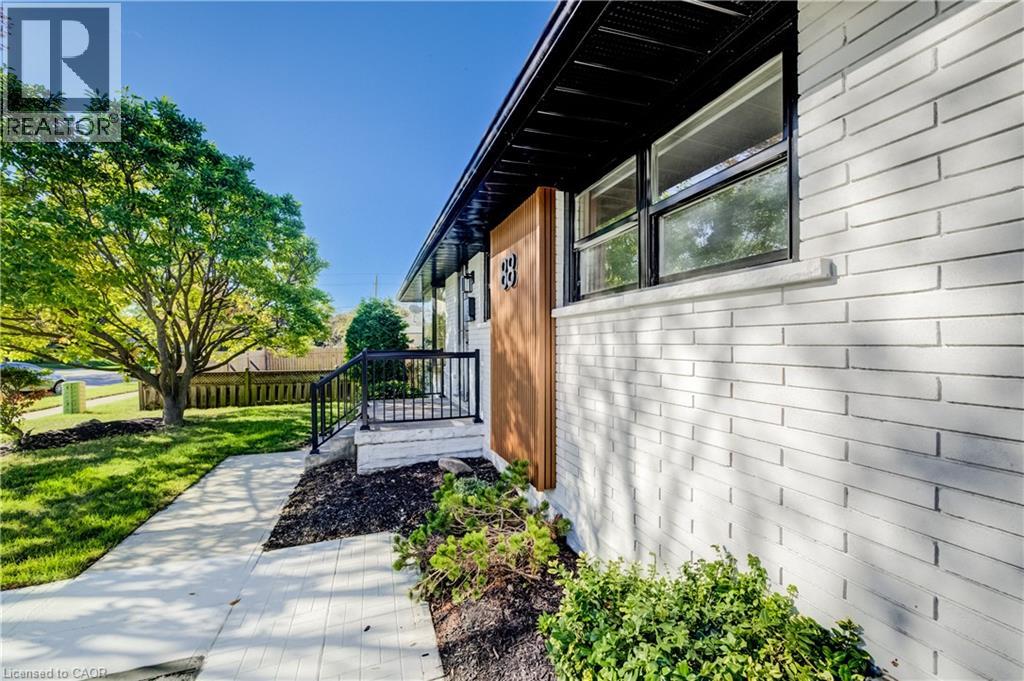 88 Woodhaven Road Property Photo 4