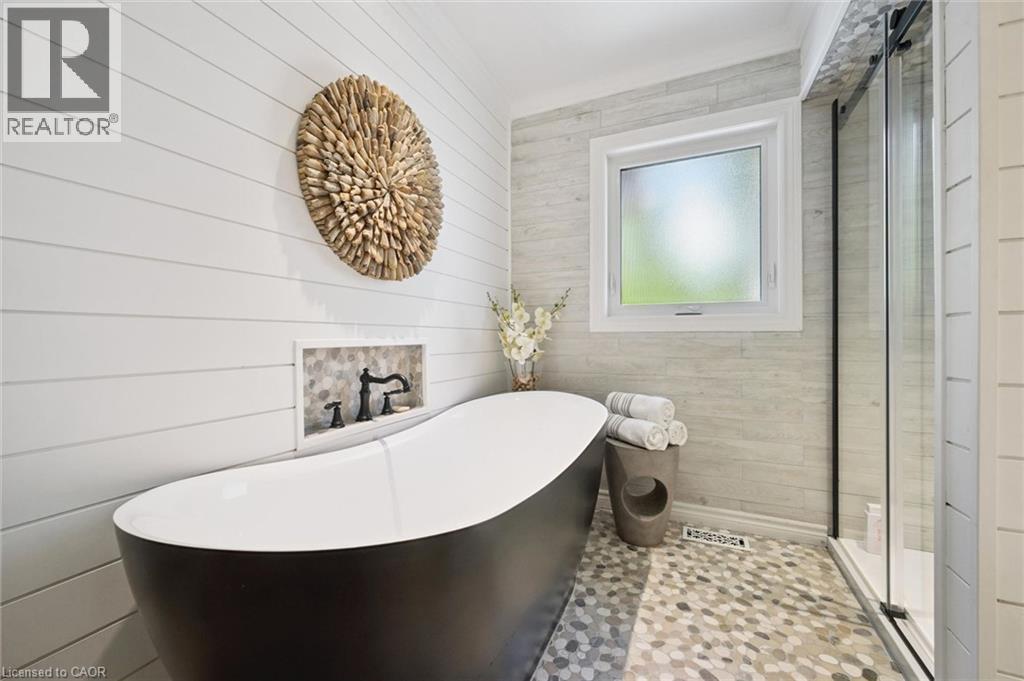 1 Bavarian Place Property Photo 32