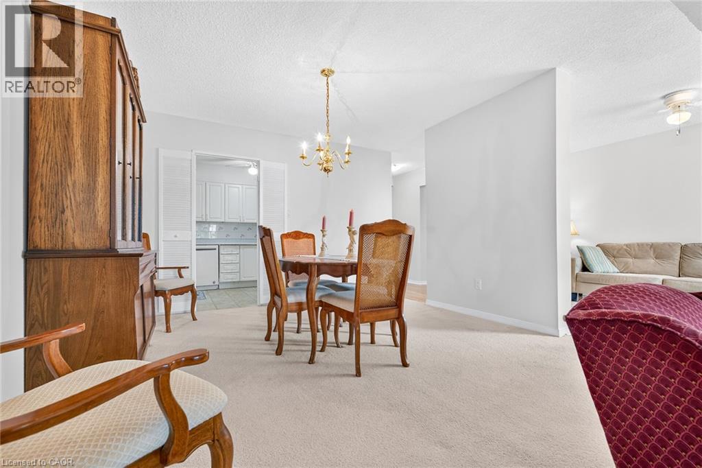 1359 White Oaks Boulevard Unit# 205 Property Photo 16