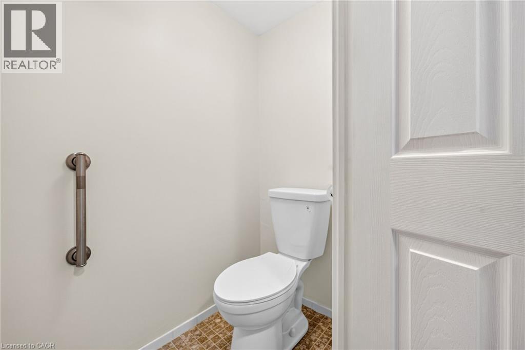 1359 White Oaks Boulevard Unit# 205 Property Photo 19