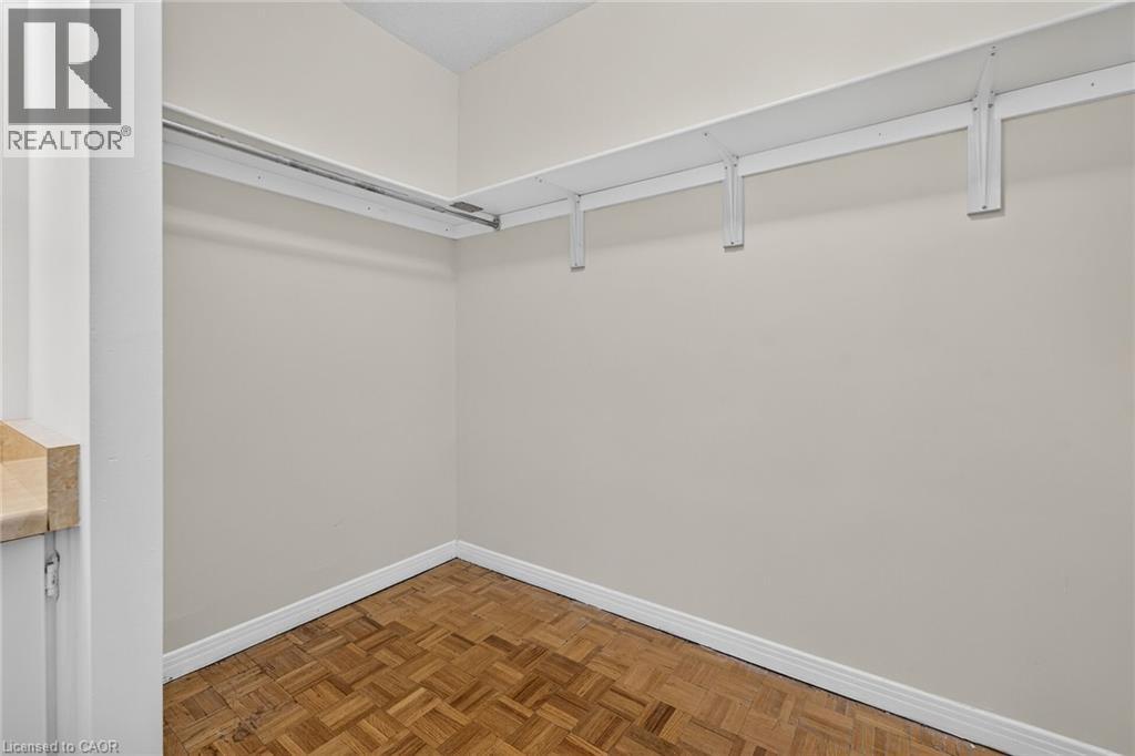 1359 White Oaks Boulevard Unit# 205 Property Photo 20