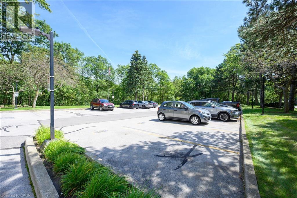 1359 White Oaks Boulevard Unit# 205 Property Photo 33