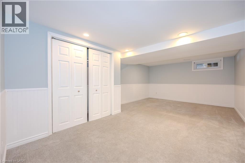 4290 Victoria Road S Property Photo 25