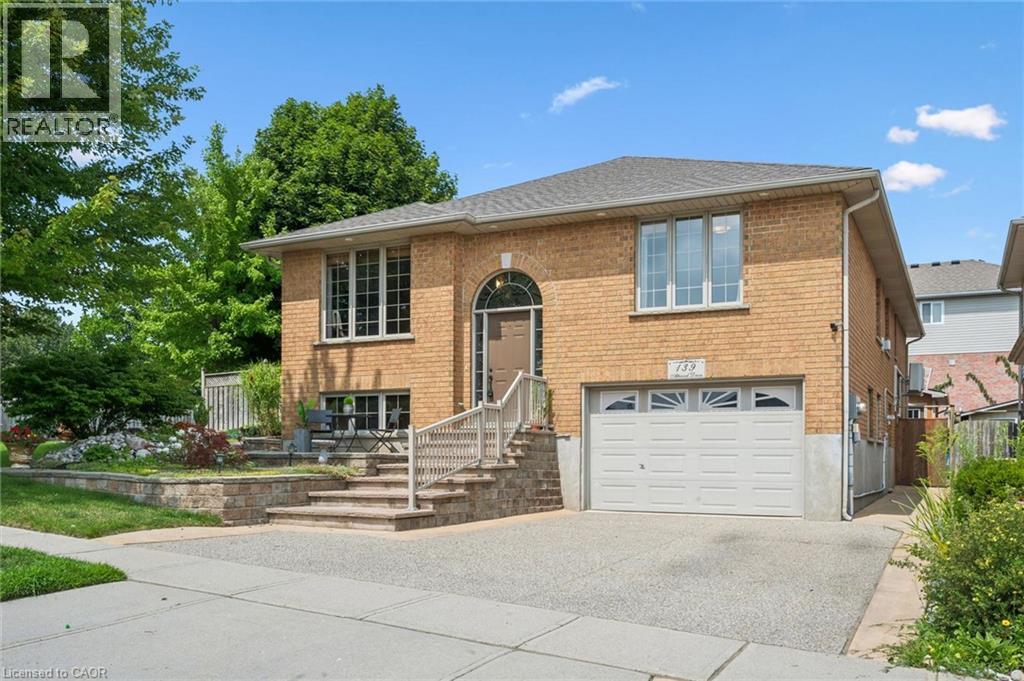 139 Attwood Drive Property Photo 3