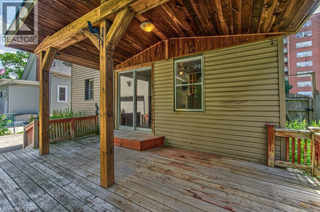 84 Franklin Street S Property Photo 42