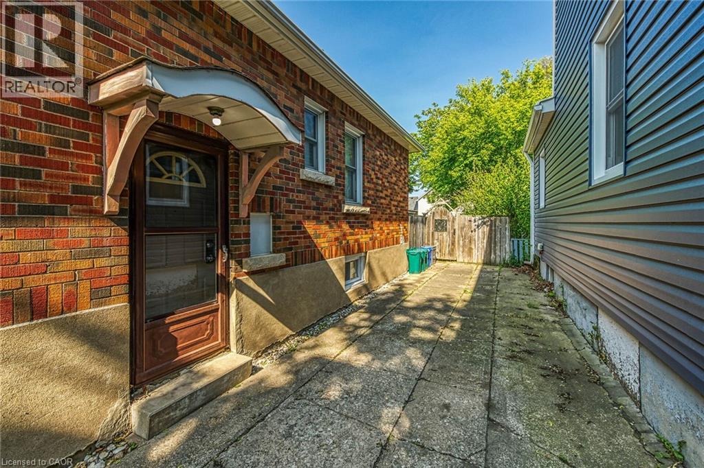 70 Concord Avenue Property Photo 26