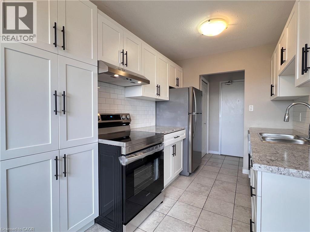 283 Fairway Road N Unit# 503 Property Photo 10
