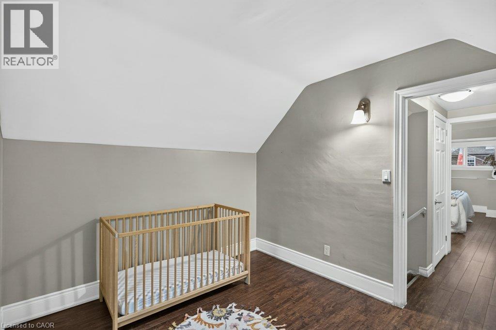 50 Wexford Avenue S Property Photo 31
