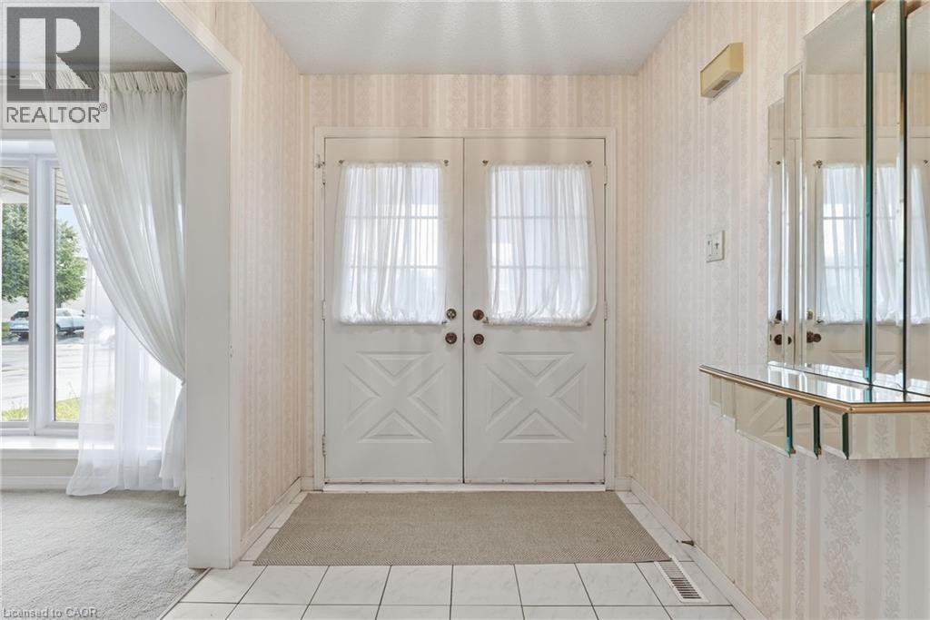 158 Rushdale Drive Property Photo 6