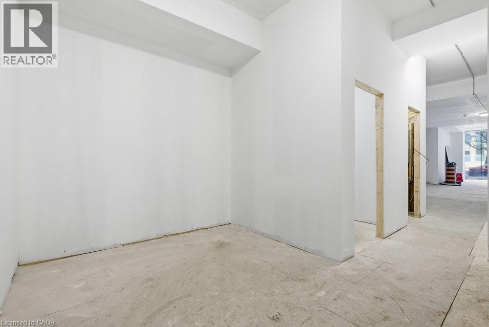 55 John Street S Property Photo 8