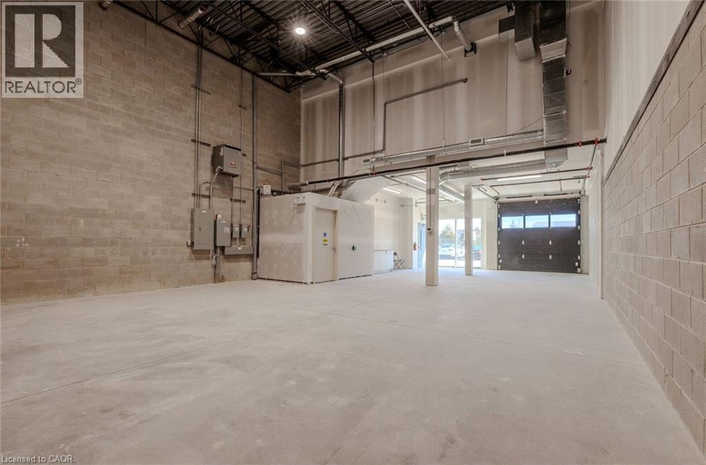 587 Hanlon Creek Boulevard Unit# 21 Property Photo 6