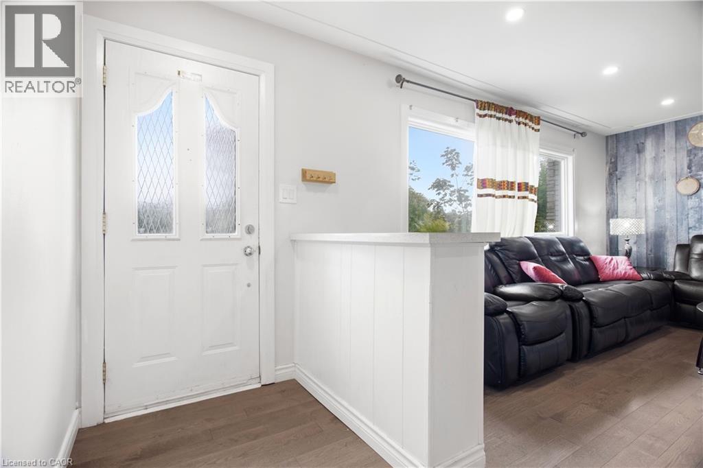 10 Jean Avenue Property Photo 3
