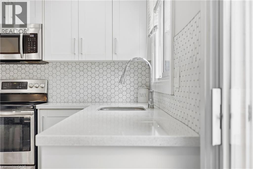 10 Jean Avenue Property Photo 12