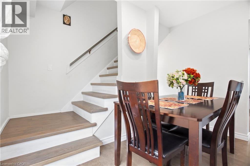 10 Jean Avenue Property Photo 16