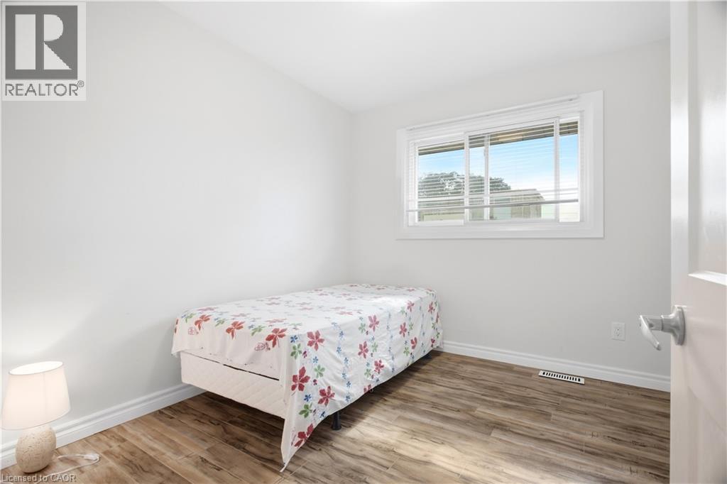 10 Jean Avenue Property Photo 20