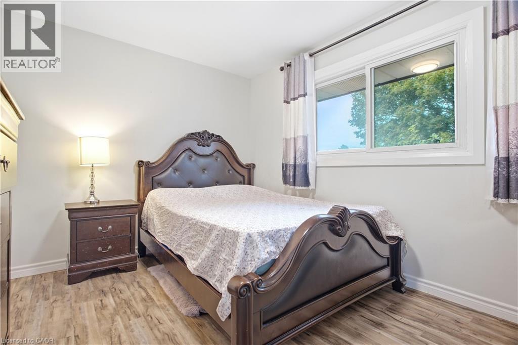 10 Jean Avenue Property Photo 24