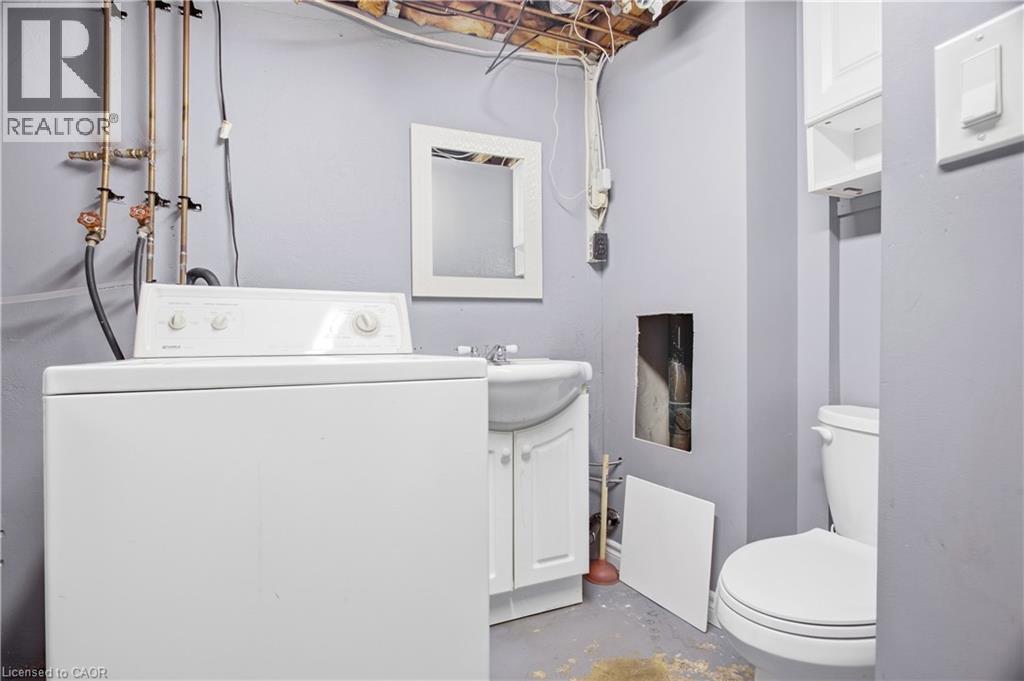 10 Jean Avenue Property Photo 35