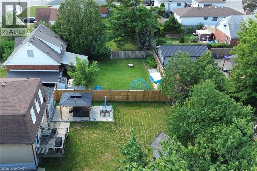 94 Howard Avenue Property Photo 4