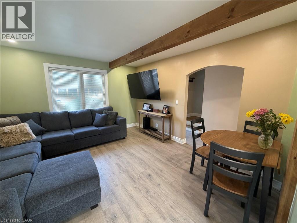 94 Howard Avenue Property Photo 6