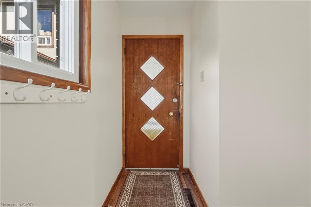 84 West Avenue S Property Photo 18
