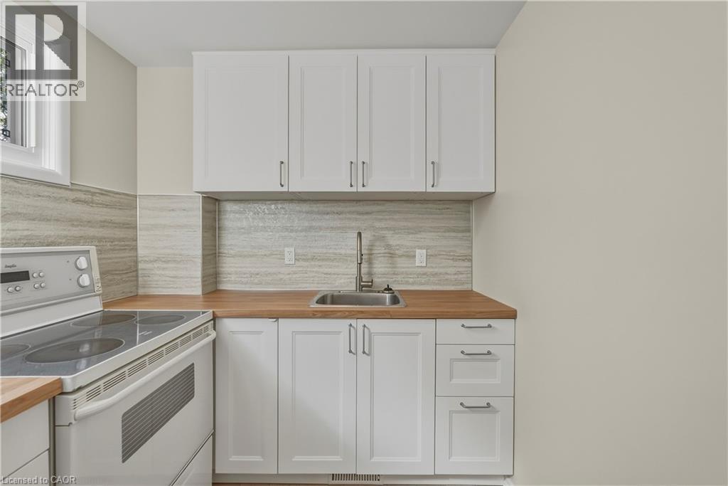 84 West Avenue S Property Photo 35