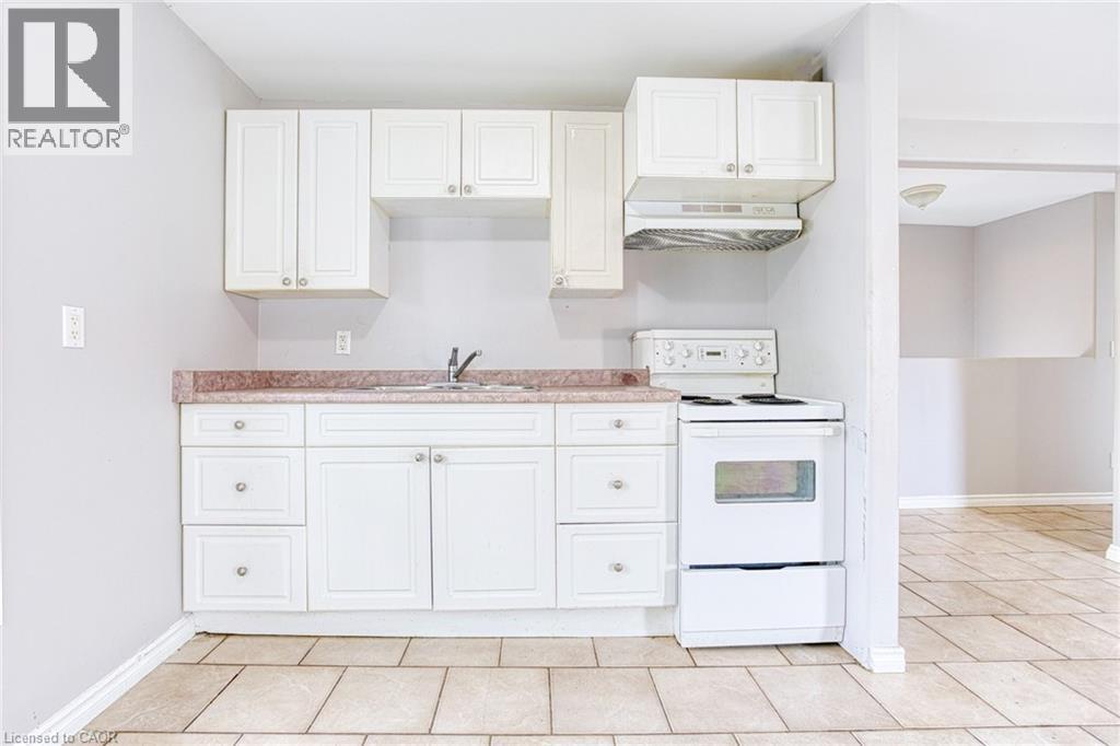 206 Church Street Unit# Upper Property Photo 5