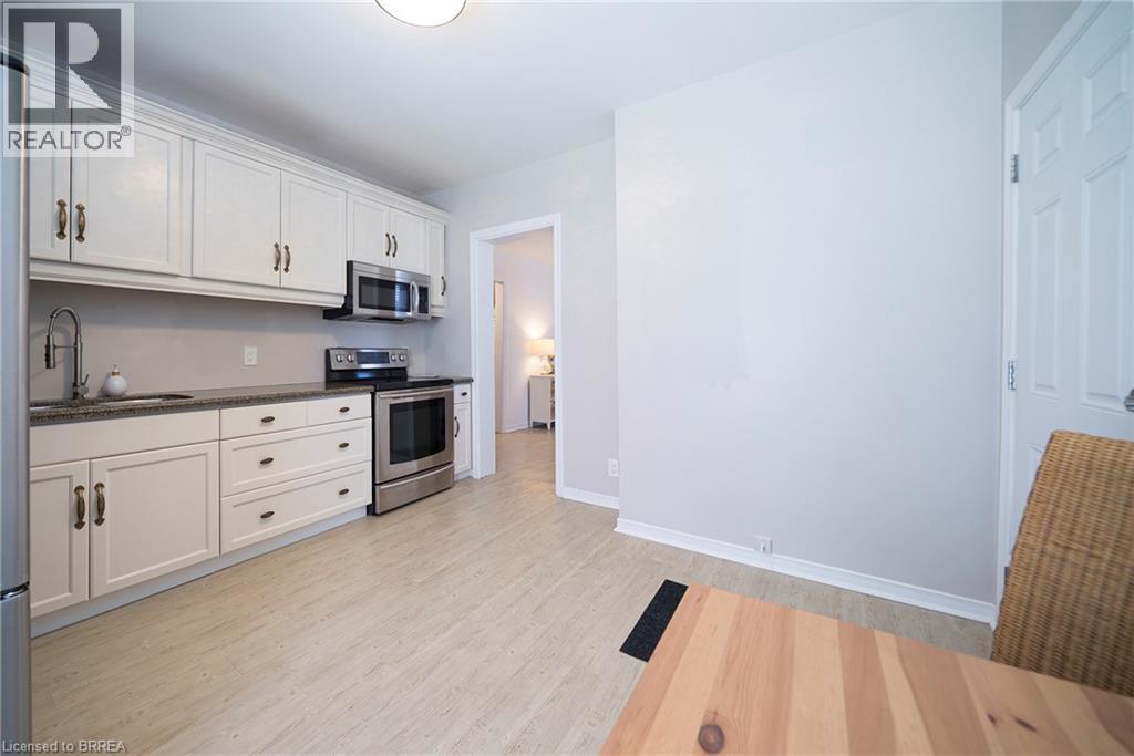 171 Drummond Street Property Photo 18