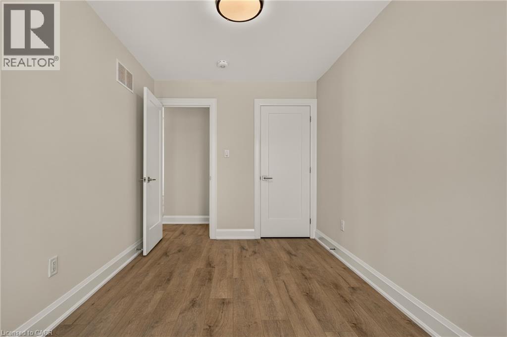 118 Springvalley Crescent Property Photo 27