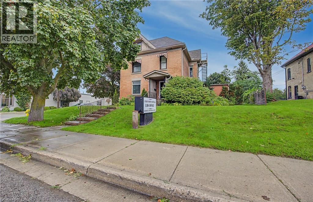 22 HARVEY Street Property Photo 1