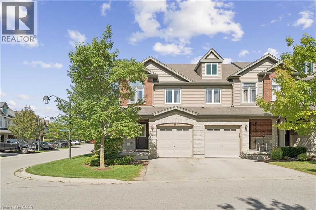 30 KINGSBURY Square Property Photo 1