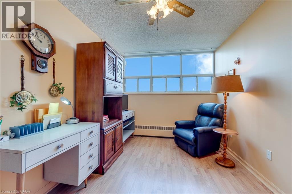 212 Kerr Street Unit# 906 Property Photo 38