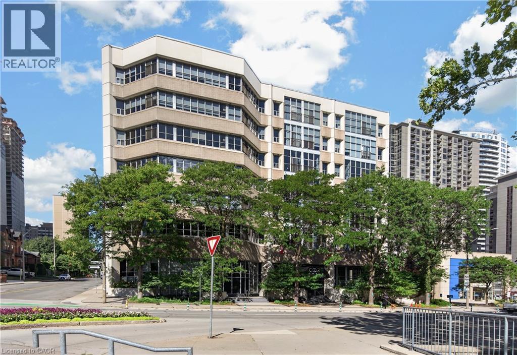 66 Bay Street S Unit# Ph10 Property Photo 2