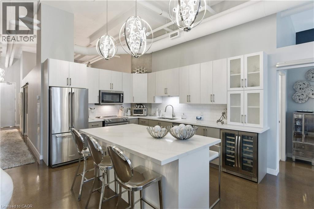 66 Bay Street S Unit# Ph10 Property Photo 10