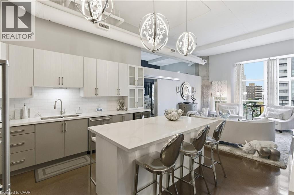66 Bay Street S Unit# Ph10 Property Photo 13