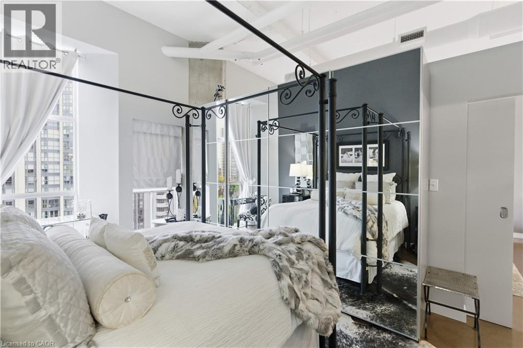 66 Bay Street S Unit# Ph10 Property Photo 19