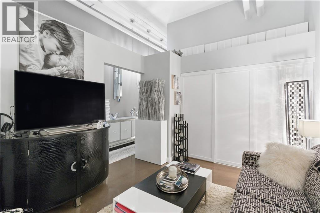 66 Bay Street S Unit# Ph10 Property Photo 24