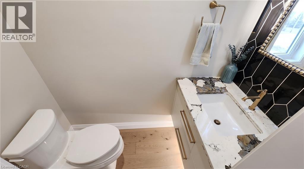 95 Dawn Avenue Property Photo 18