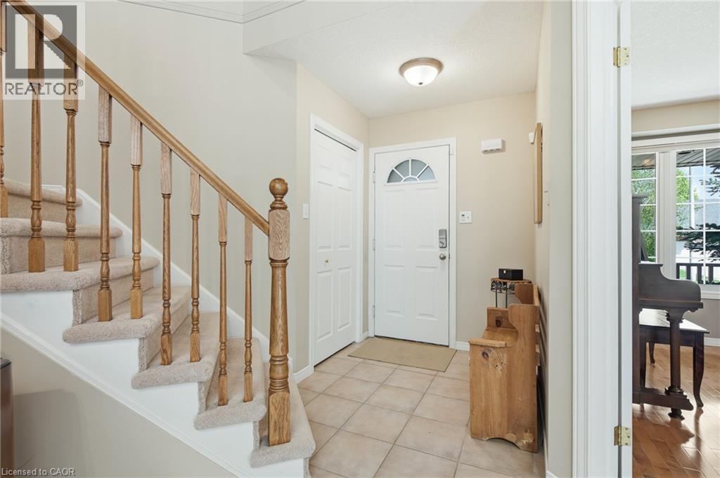 15 Carolinian Lane Property Photo 6