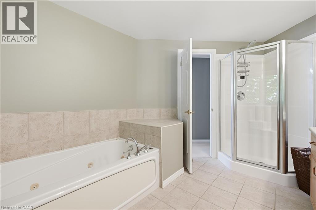 15 Carolinian Lane Property Photo 28