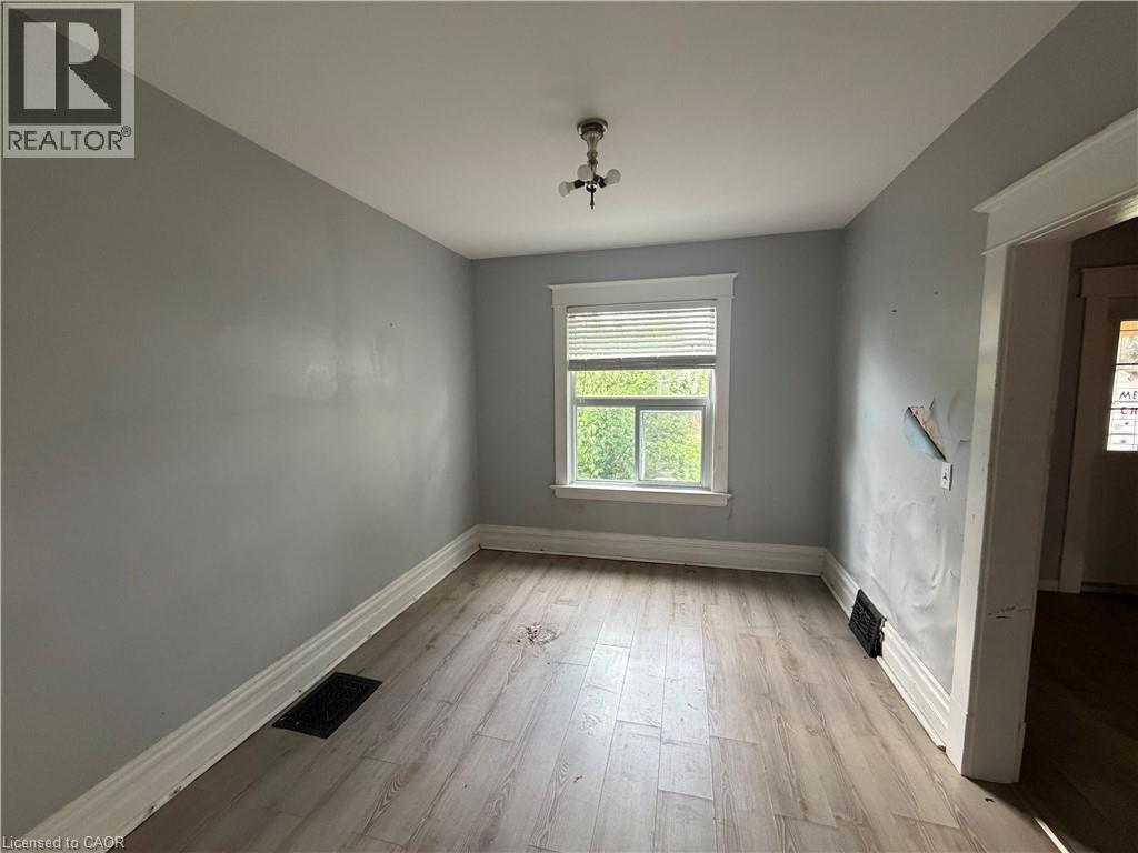 246 St James Street Property Photo 8