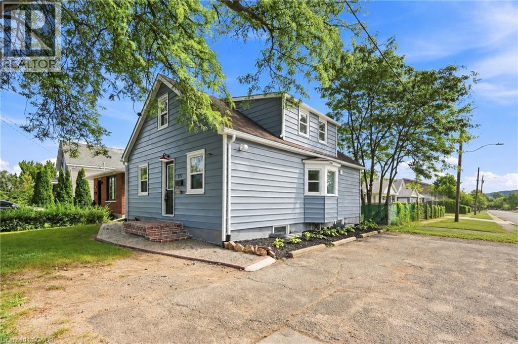 177 Pelham Road Property Photo 3