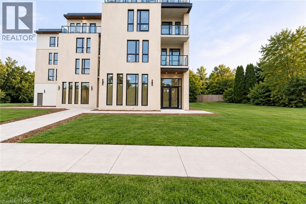 4390 Hillview Drive Unit# B Property Photo 1