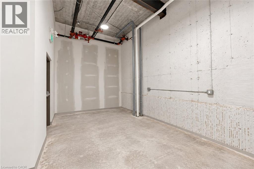 4390 Hillview Drive Unit# B Property Photo 7