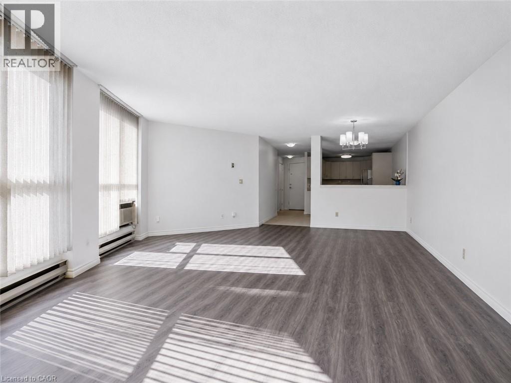 24 Marilyn Drive Unit# 101 Property Photo 1