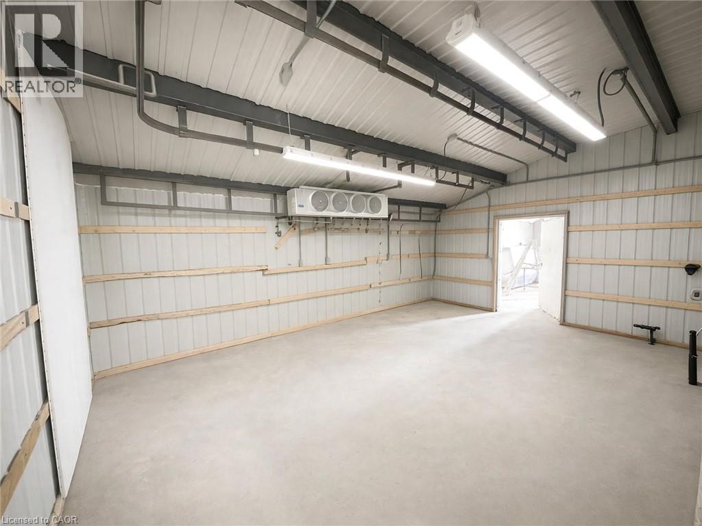 122242 Sideroad 12 Property Photo 32