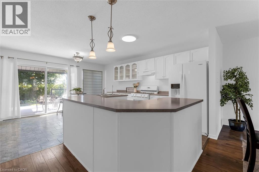 7 Aspen Lane Property Photo 10