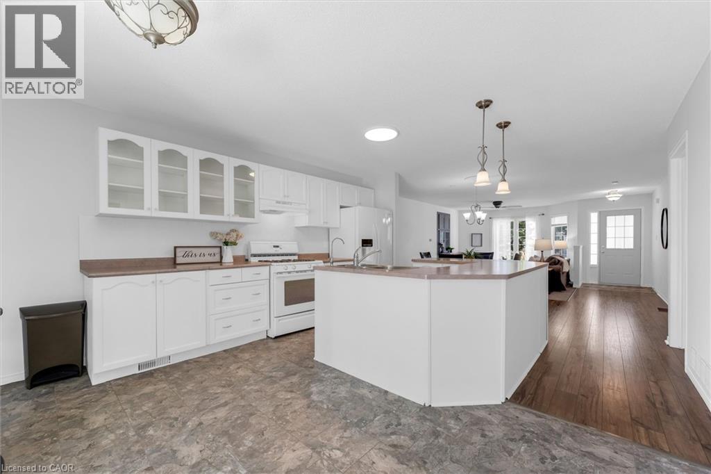 7 Aspen Lane Property Photo 11